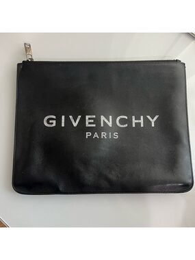 GIVENCHY BLACK LEATHER POUCH